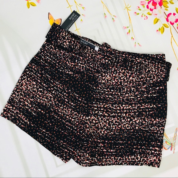 Apt 9 Abstract Dressy Belted Shorts - Picture 2 of 6